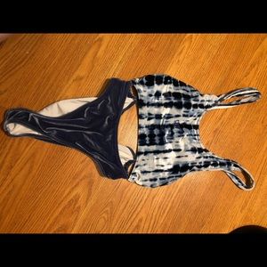 One peice open stomach bathingsuit